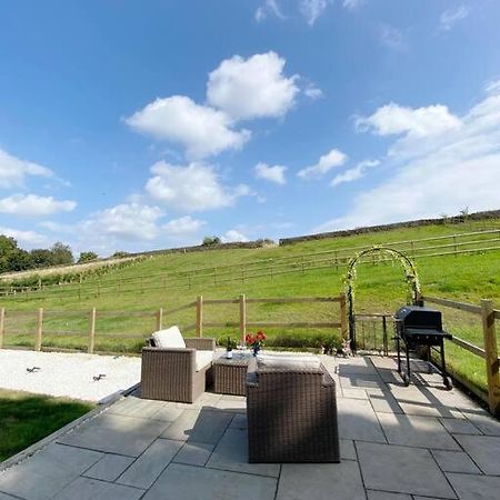 Luxury Detached Peak District Stone Barn - Dog Friendly Villa Hazelwood Ngoại thất bức ảnh