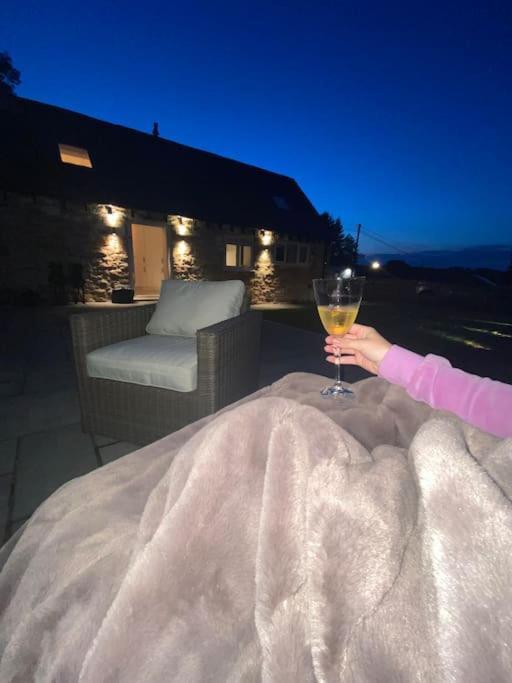 Luxury Detached Peak District Stone Barn - Dog Friendly Villa Hazelwood Ngoại thất bức ảnh